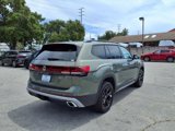 New 2025 Volkswagen Atlas Peak Edition SE image 5
