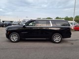 New 2025 Chevrolet Suburban Premier image 6