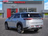 New 2025 Nissan Pathfinder Platinum image 4