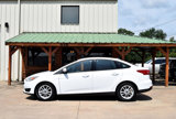 Used 2018 Ford Focus SE image 2