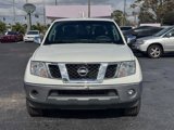 Used 2014 Nissan Frontier SL image 2