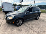 Used 2011 Volkswagen Tiguan SEL image 2