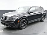 Used 2024 Volkswagen Tiguan SE image 3