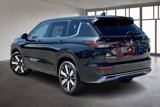 New 2025 Mitsubishi Outlander SE image 4