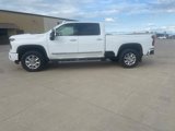 Used 2024 Chevrolet Silverado 2500 High Country w/ High Country Premium Package image 3