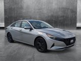 Used 2023 Hyundai Elantra SEL image 3