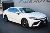 Used 2024 Toyota Camry SE image 3