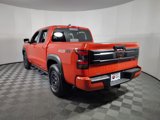 New 2025 Nissan Frontier PRO-4X w/ Pro Convenience Package image 5