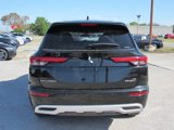 New 2025 Mitsubishi Outlander SE image 4