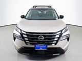 Used 2025 Nissan Rogue Platinum image 2
