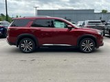 New 2025 Nissan Pathfinder Platinum image 2