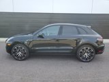 Used 2025 Porsche Macan image 2