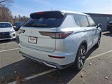 New 2025 Mitsubishi Outlander SE image 4