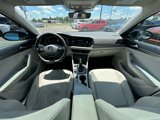 Used 2020 Volkswagen Jetta SEL image 2