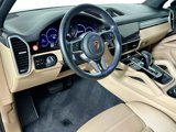 Used 2023 Porsche Cayenne Platinum Edition image 4