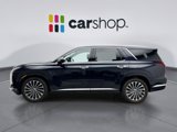 Used 2024 Hyundai Palisade Calligraphy image 2