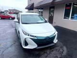 Used 2017 Toyota Prius Prime Premium image 2