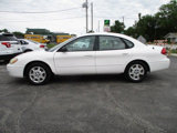 Used 2004 Ford Taurus LX image 3