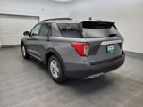 Used 2023 Ford Explorer XLT w/ Equipment Group 202A image 5