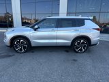 New 2025 Mitsubishi Outlander SE image 3