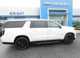 New 2025 Chevrolet Suburban Premier image 2
