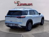 New 2025 Nissan Pathfinder SL w/ SL Premium Package image 5