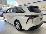 Used 2024 Toyota Sienna XLE image 6