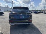New 2025 Mitsubishi Outlander SEL image 4