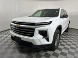 Used 2024 Chevrolet Traverse LT image 3