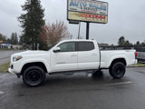 Used 2018 Toyota Tacoma TRD Sport image 4