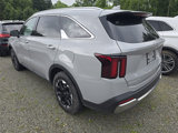 Used 2024 Kia Sorento S w/ Panoramic Sunroof Package image 2