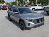 New 2025 Volkswagen Atlas SE image 2