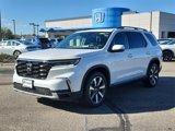 New 2025 Honda Pilot Elite image 2