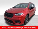 New 2025 Chrysler Pacifica Limited image 3