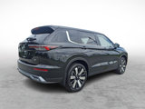New 2025 Mitsubishi Outlander SE image 4