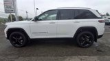 Used 2025 Jeep Grand Cherokee Limited w/ Black Appearance Package image 5