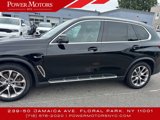 Used 2023 BMW X5 xDrive45e image 2