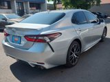 Used 2023 Toyota Camry SE image 5