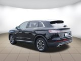 Used 2023 Lincoln Nautilus Reserve image 5
