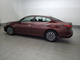 Used 2023 Nissan Altima 2.5 SV image 3