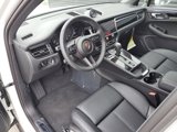 Used 2025 Porsche Macan Turbo image 4