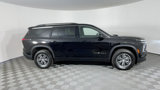 New 2025 Chevrolet Traverse LT w/ Driver Confidence Package image 3