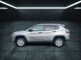 Used 2018 Jeep Compass Sport image 2