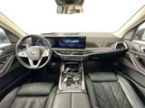 Used 2024 BMW X7 xDrive40i image 3