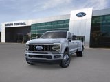 New 2025 Ford F450 Platinum w/ FX4 Off-Road Package image 2