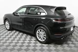 Used 2025 Porsche Cayenne image 3