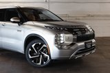 New 2025 Mitsubishi Outlander SEL image 3