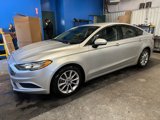 Used 2017 Ford Fusion SE w/ Fusion SE Technology Package image 3
