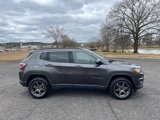 Used 2018 Jeep Compass Latitude w/ Popular Equipment Group image 6