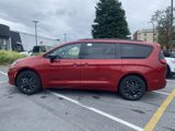 New 2025 Chrysler Pacifica Select w/ Uconnect Theater Family Group image 4